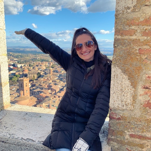 Meet your Posher, Izzy - Picture 5 of 8